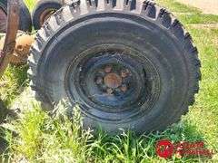 (3) Axels w/ Wheel & Tires