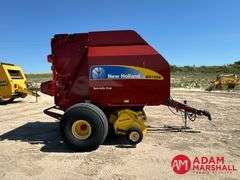 2013  New Holland  BR7090  Specialty Crop Baler