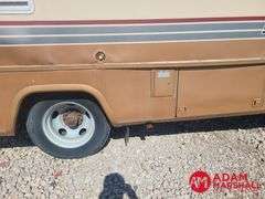 1988  Chevrolet   P30 Superchief Motorhome - 31FT