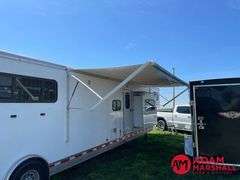 2013  Shadow   4 Horse Trailer w/ Living Quarters   - 42FT