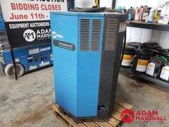 Miller  Syncrowave 351  Welder
