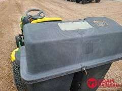 2009  John Deere  LA135  Lawn Mower w Bagger - 42IN