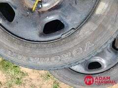 (5) Tires & Rims - 235/70R17