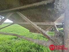 2006  DMF  Hopper Grain Trailer   - 34FT