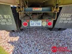 1993  International  Eagle 9300  Straight Truck
