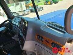2006  Peterbilt  379  Semi Truck