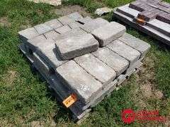 Freestanding Wall Block