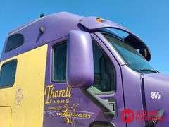2000  Kenworth  T2000  Semi Truck