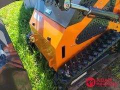 Unused 2024 Land Hero Mini Skid Steer Loader - Gasoline