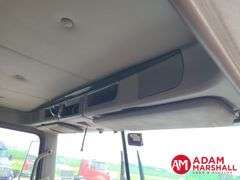 2012  Kenworth  T800  Semi Truck