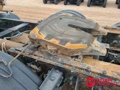 2005  International Harvester  8000  Semi Truck
