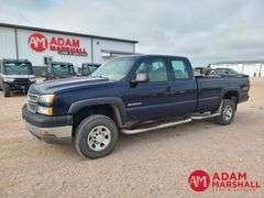 2005  Chevrolet  Silverado 2500  Pickup - Gasoline
