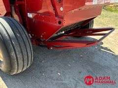 2013  New Holland  BR7090  Specialty Crop Baler