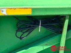 1999  John Deere  893  Corn Head - 8R30