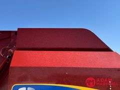 2013  New Holland  BR7090  Specialty Crop Baler