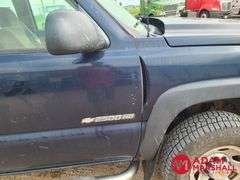 2005  Chevrolet  Silverado 2500  Pickup - Gasoline