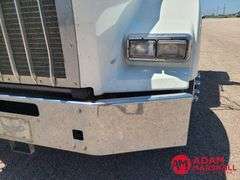 2016  Kenworth  T880  Semi Truck