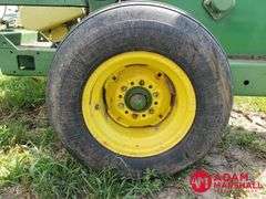 John Deere  Pull Type Silage Chopper