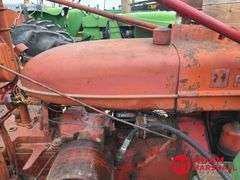 1951  Farmall  H  Tractor w/ Loader - Gasoline