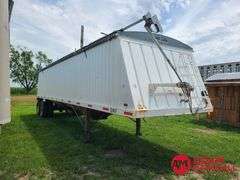 2009  DMF  Hopper  Grain Trailer - 32FT