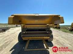 2008  Vermeer  605M  Round Baler