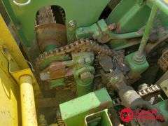 John Deere  Pull Type Silage Chopper