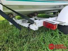 1992  Rinker  186 Captiva  V-Hull Boat - 18FT