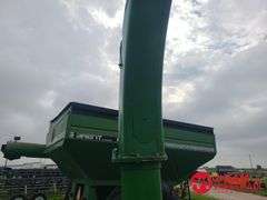 1998  John Deere  3950  Silage Chopper (Video)
