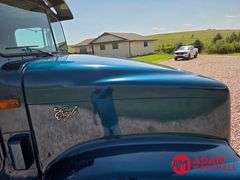 1999  International  9400  Straight Truck