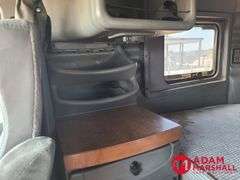 2000  Kenworth  T2000  Semi Truck