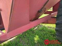 J&M  525  Grain Cart