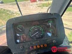 2005  Hesston  9240  Swather