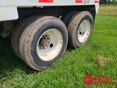 2009  DMF  Hopper  Grain Trailer - 32FT