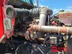 2011  Kenworth  T800  Semi Truck