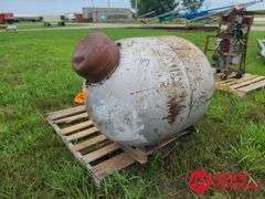 Pacific Iron  114 Gallon  Propane Tank