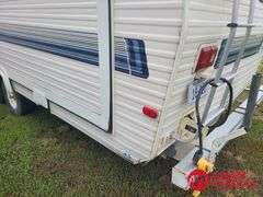 1993  NU-WA  Hitchhiker  Camper Trailer - 30FT