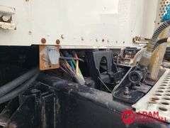 2012  Kenworth  T800  Semi Truck