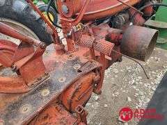 1951  Farmall  H  Tractor w/ Loader - Gasoline