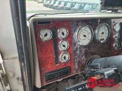 2004  International  9400t  Semi Truck