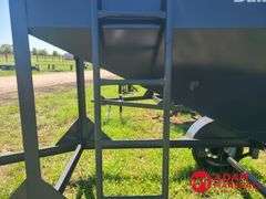Unused 2024 Industrias America 3650 Portable Bulk Feed Bin