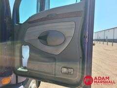 2000  Kenworth  T2000  Semi Truck