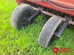 Hiniker  5600  Stalk Chopper/Windrower - 15FT
