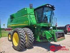 2008  John Deere  9770 STS  Combine - 4WD
