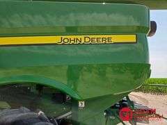 2018  John Deere  S770  Combine