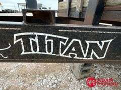 1999  Titan  Flatbed Trailer - 18FT