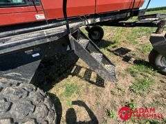 2005  Hesston  9240  Swather