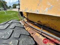 Caterpillar  120  Motor Grader - Mower