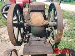 John Deere  Hit & Miss Motor On Cart