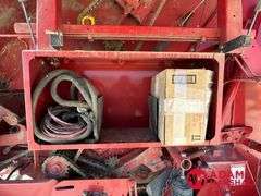 2013  New Holland  BR7090  Specialty Crop Baler