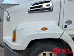 2016  Western Star  4700  Semi Truck